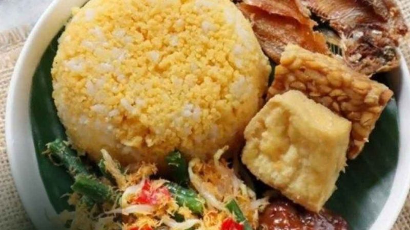 Seluk-Beluk Nasi Jagung: Jenis, Cara Membuat, Manfaat, dan Lauk Pendampingnya